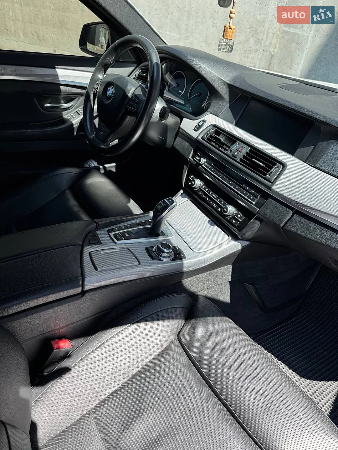2013 BMW 5er - мініатюра 9