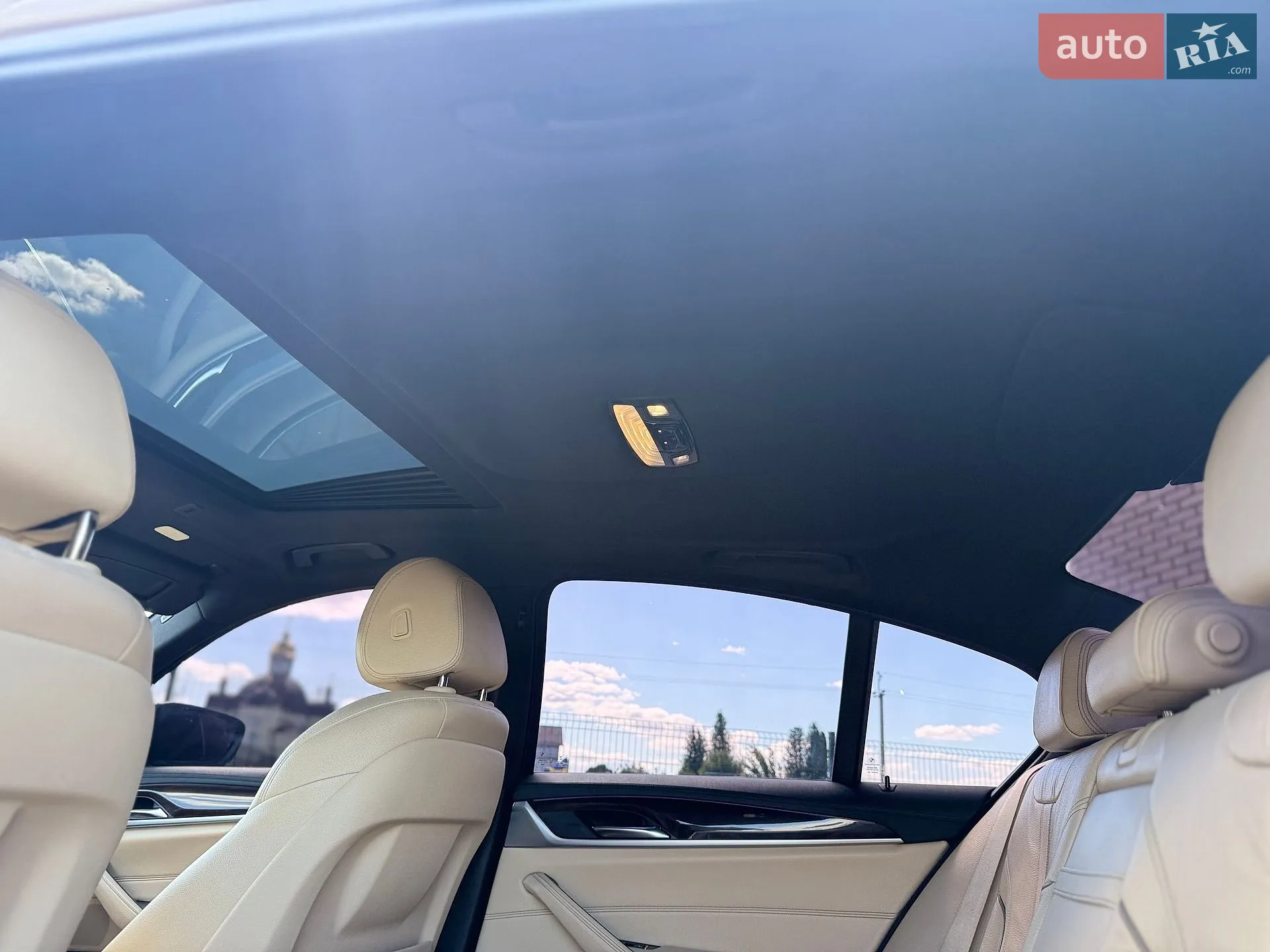 2017 BMW 5er - мініатюра 32