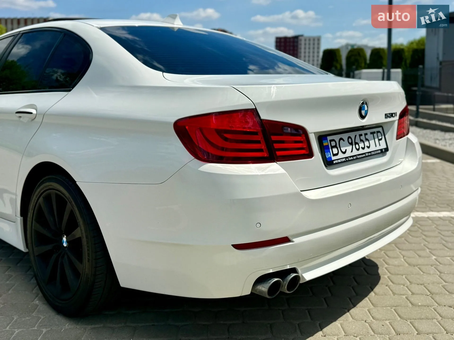 2011 BMW 5er - мініатюра 21