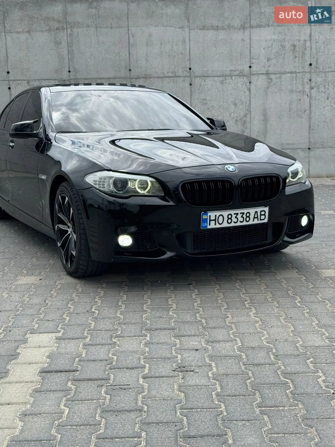 2011 BMW 5er - мініатюра 2