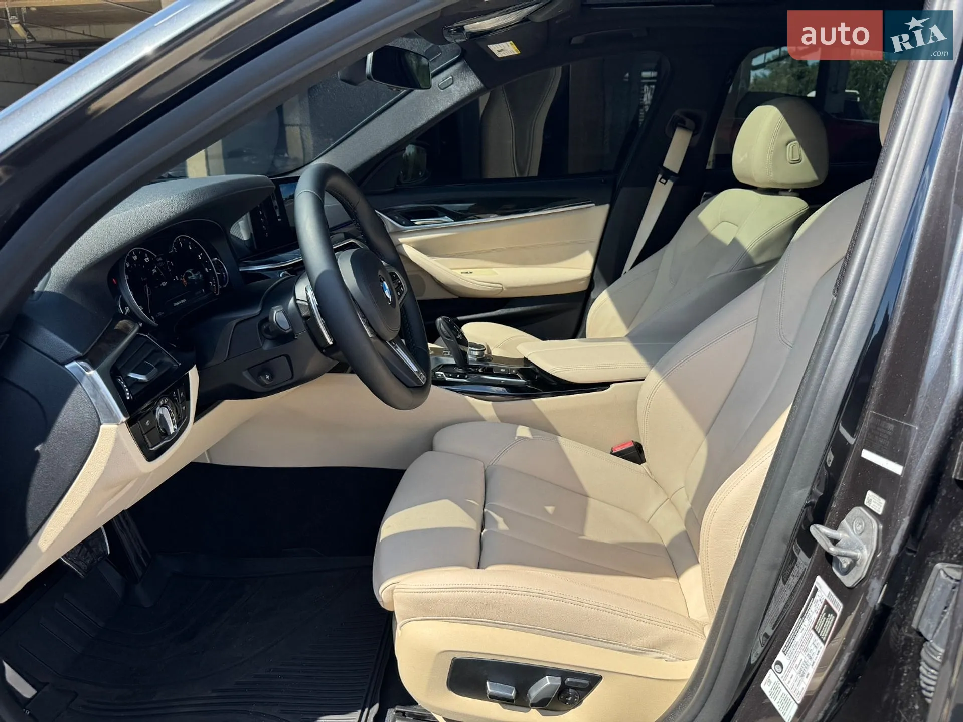 2017 BMW 5er - мініатюра 9