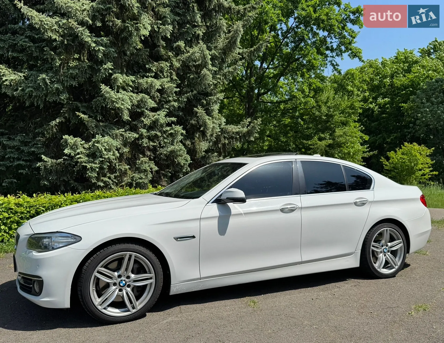 2013 BMW 5er - мініатюра 2