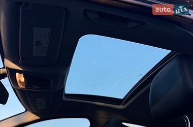 Седан BMW 5 Series 2012 в Мостиске