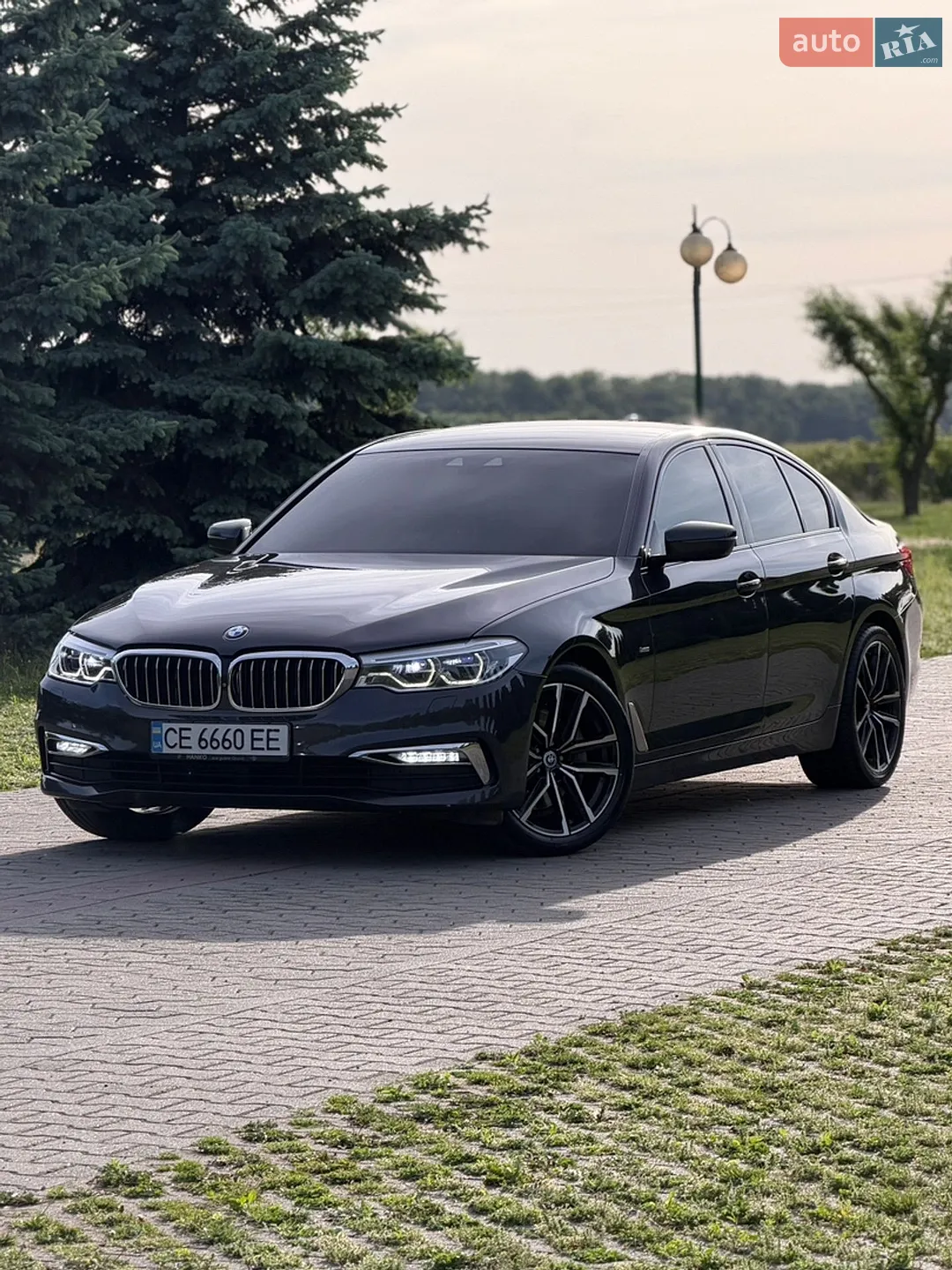 2017 BMW 5er - мініатюра 9