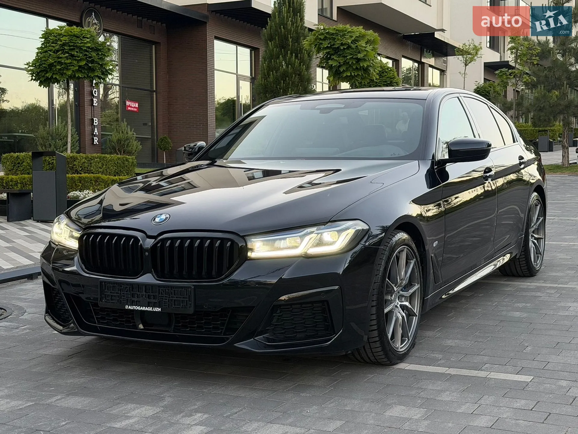 2020 BMW 5er - мініатюра 2
