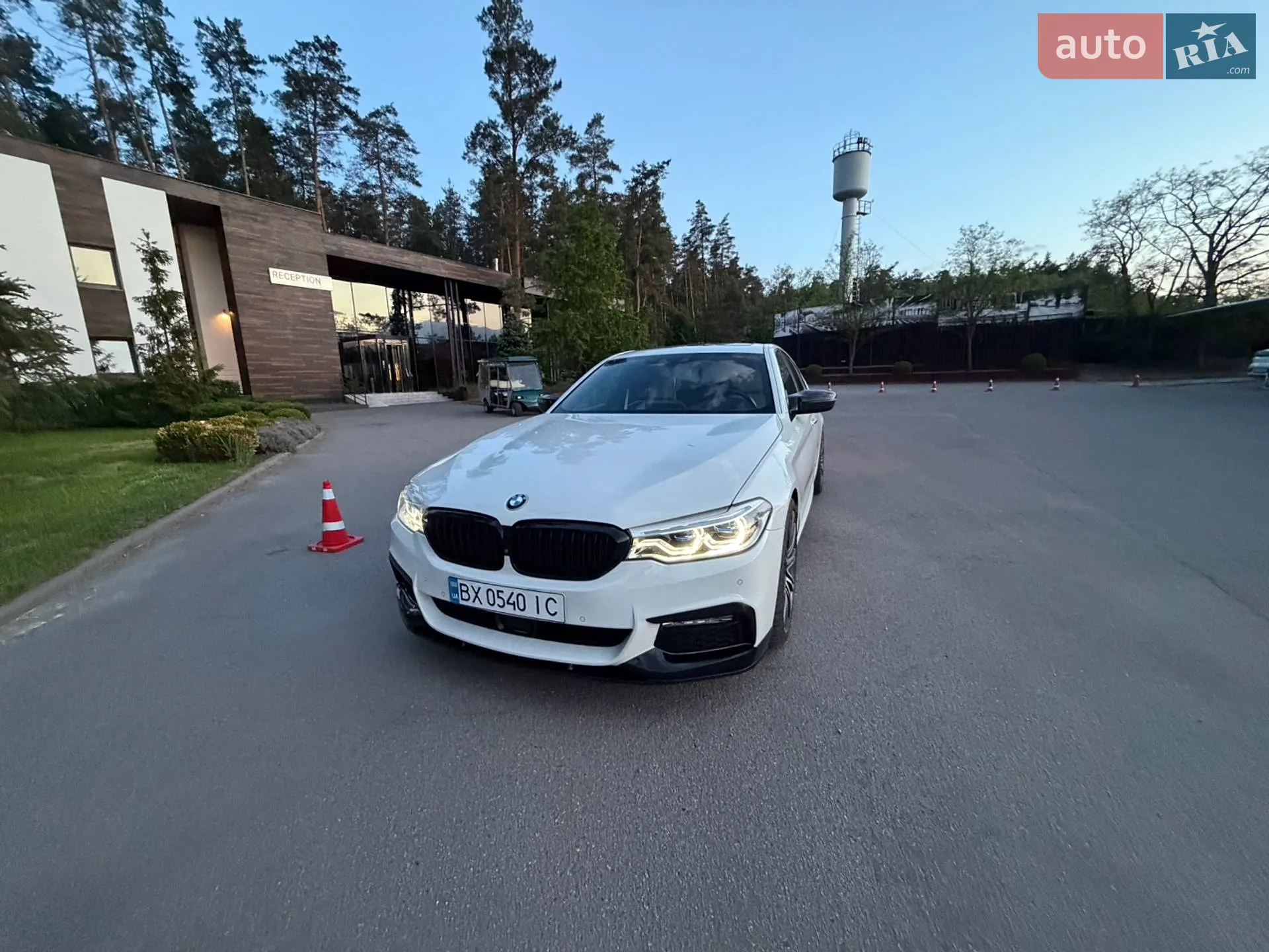 2017 BMW 5er - мініатюра 2