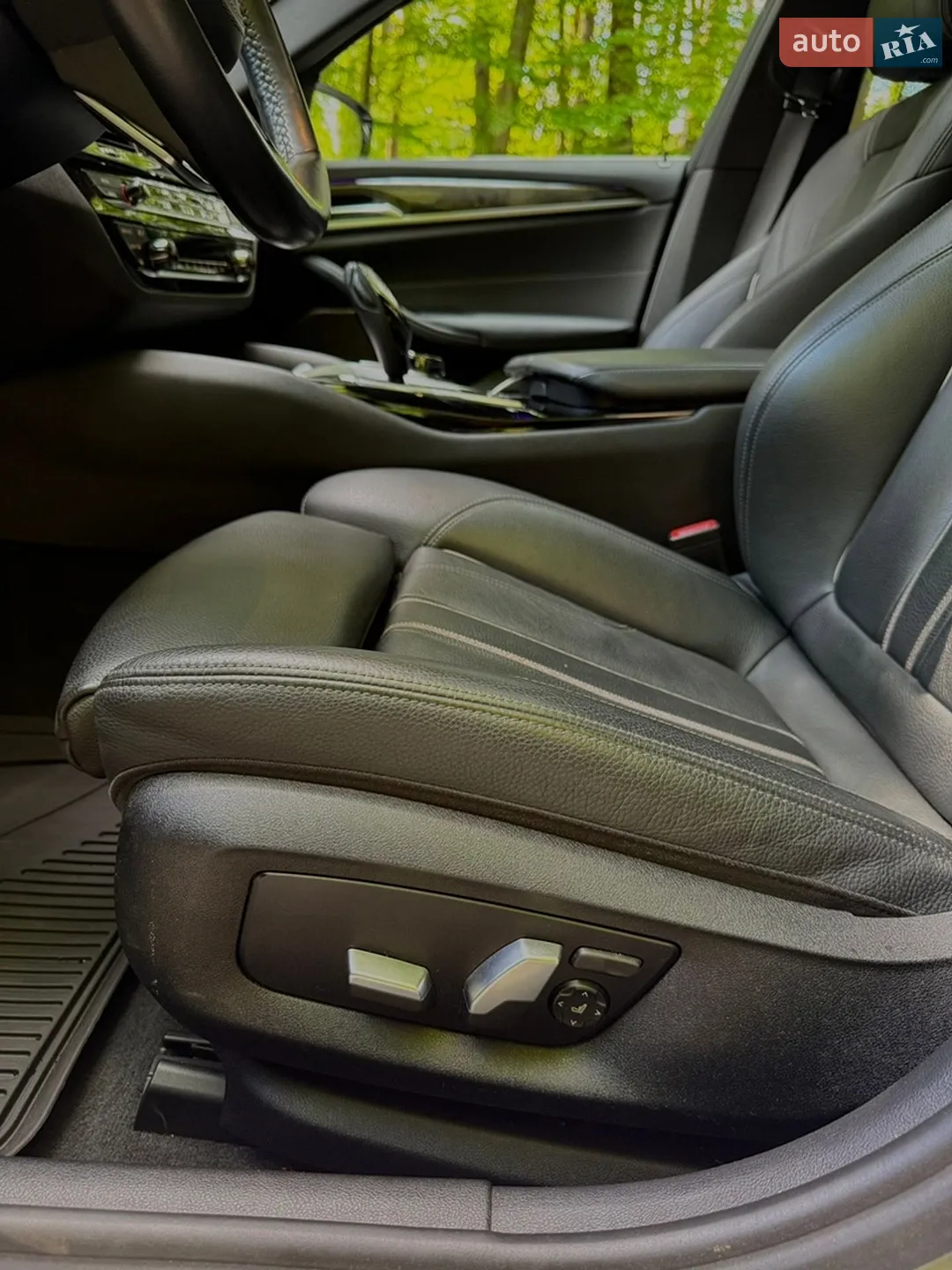 2020 BMW 5er - мініатюра 22
