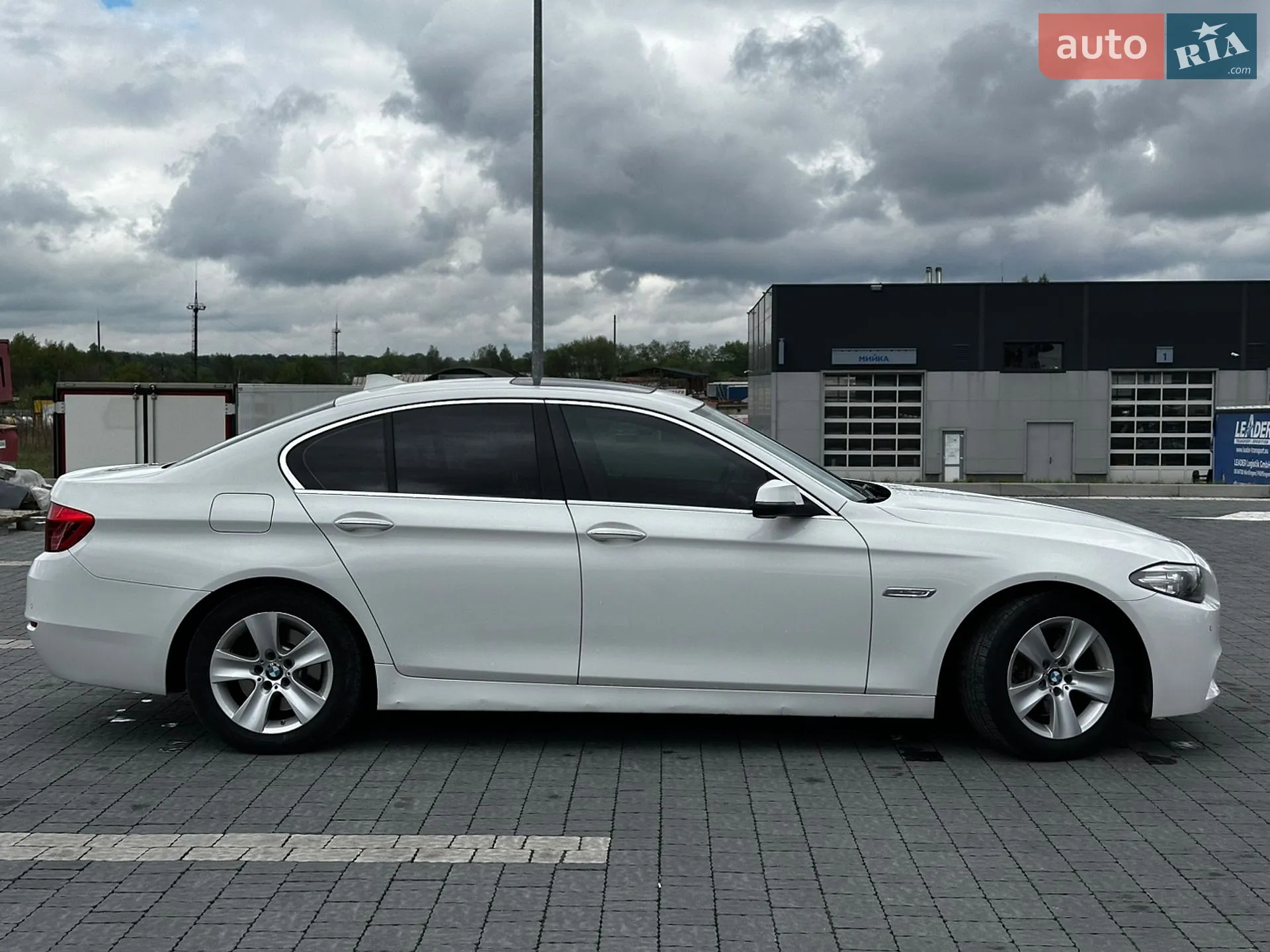 2014 BMW 5er - мініатюра 3