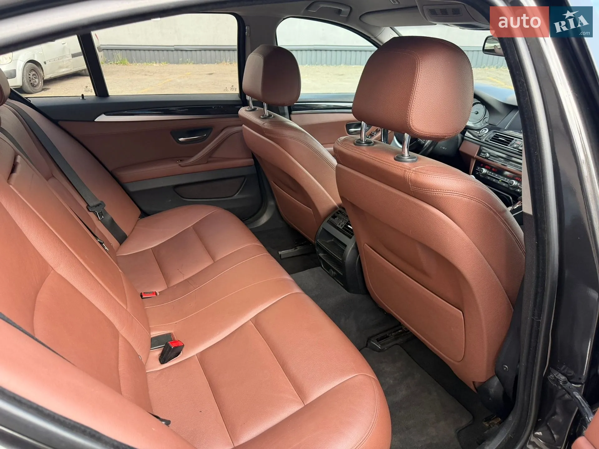 2016 BMW 5er - мініатюра 16