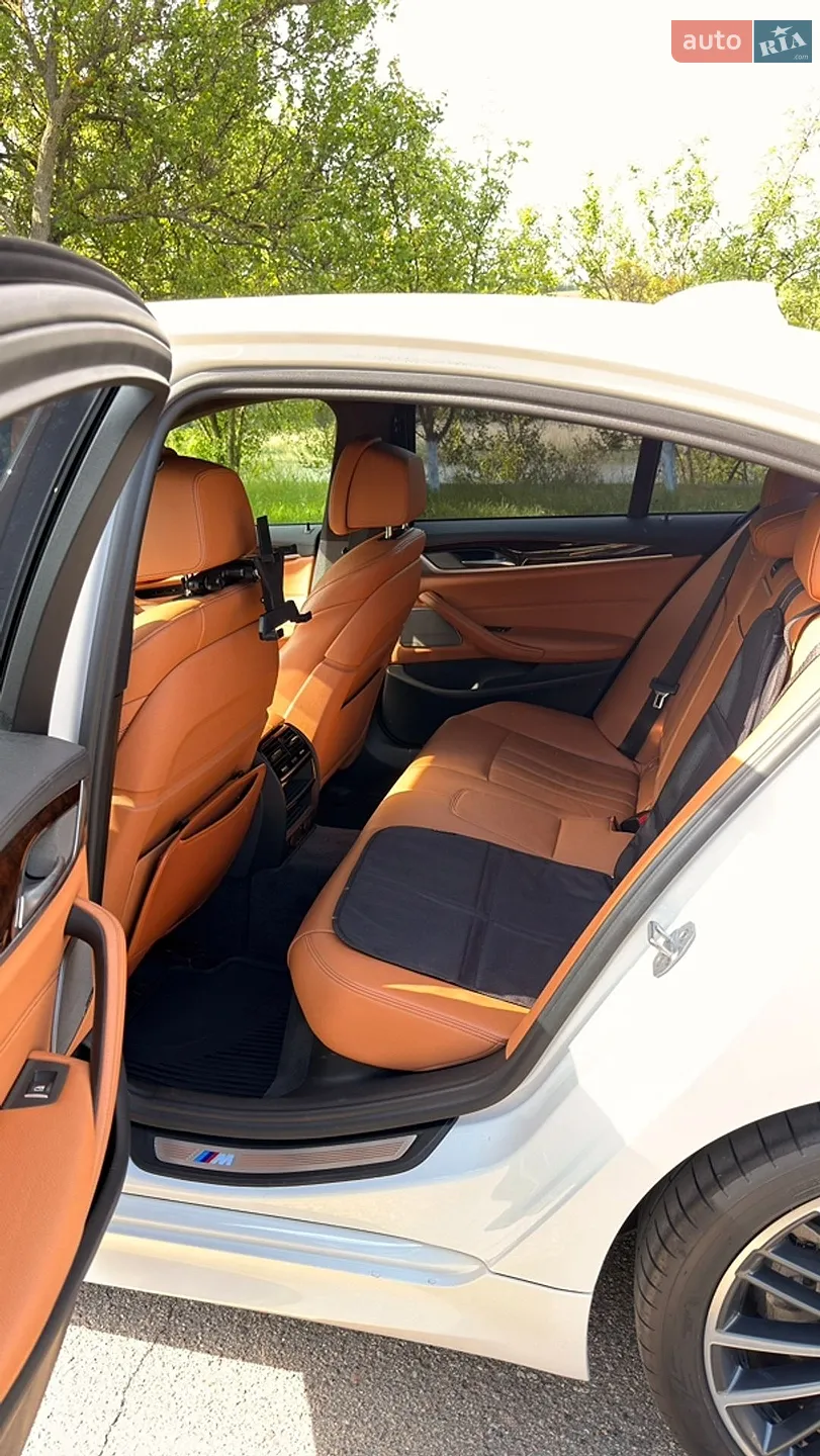 2017 BMW 5er - мініатюра 18