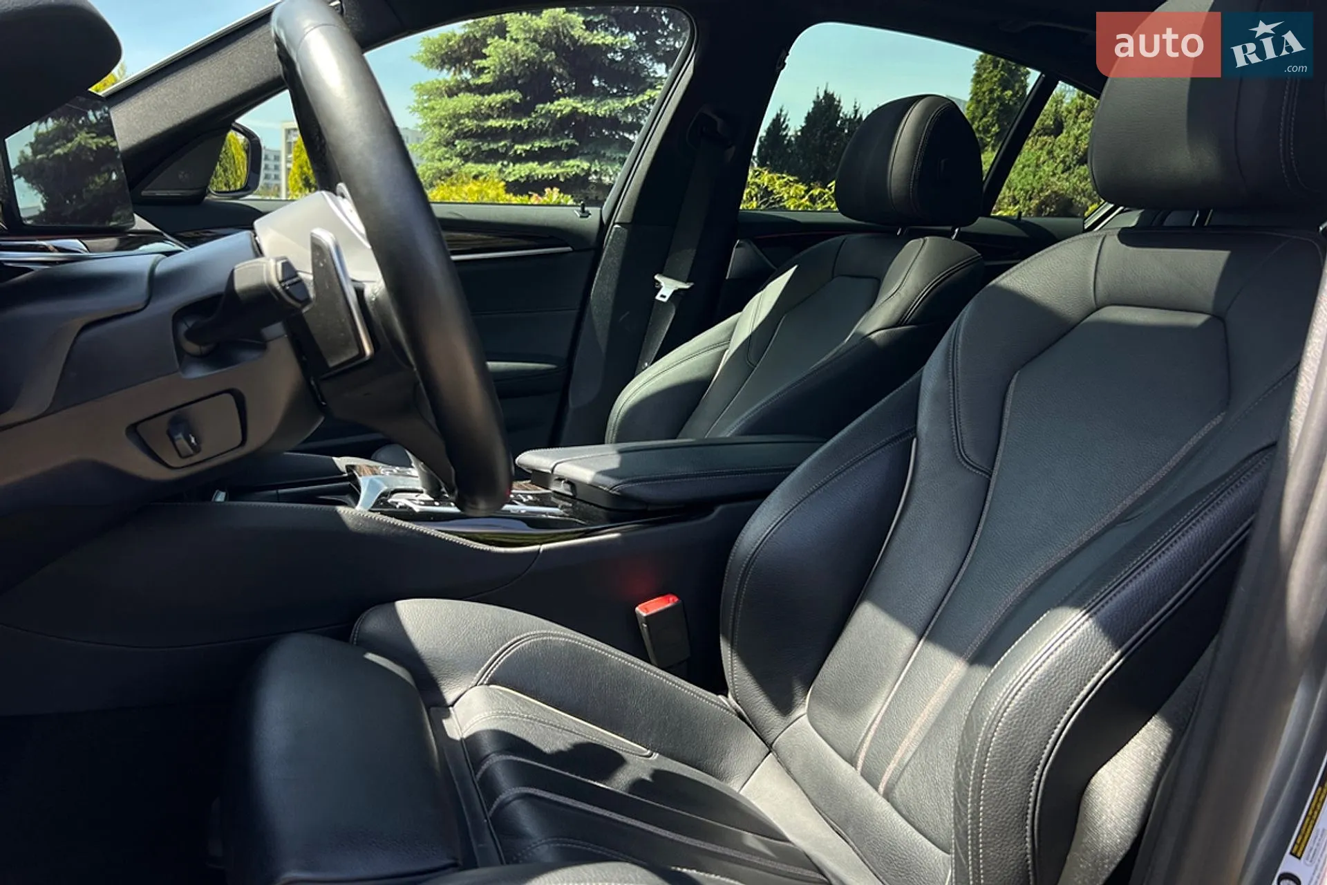 2020 BMW 5er - мініатюра 19