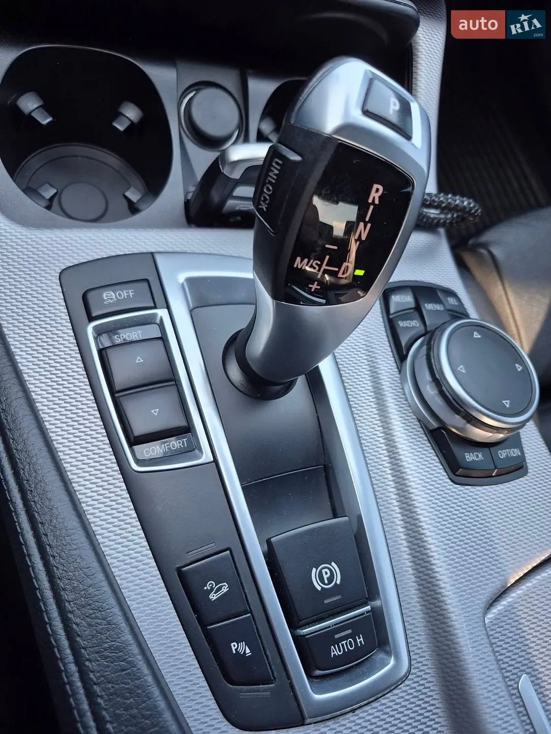 2015 BMW 5er - мініатюра 15