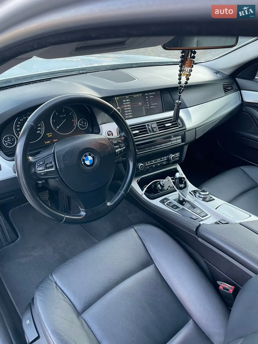 2010 BMW 5er - мініатюра 13