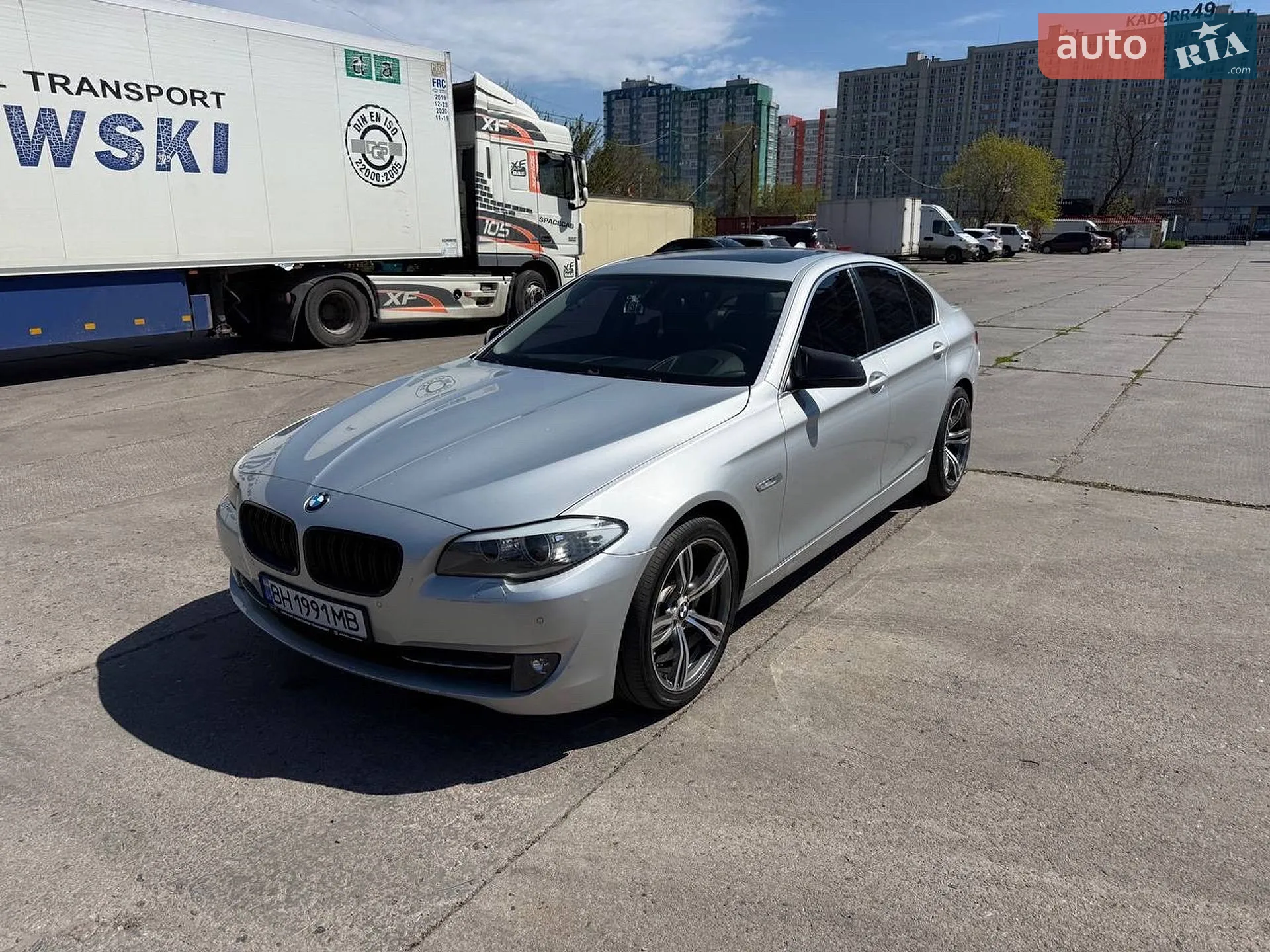 2011 BMW 5er - мініатюра 2