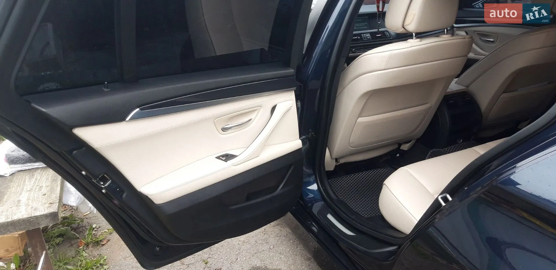 2010 BMW 5er - мініатюра 27