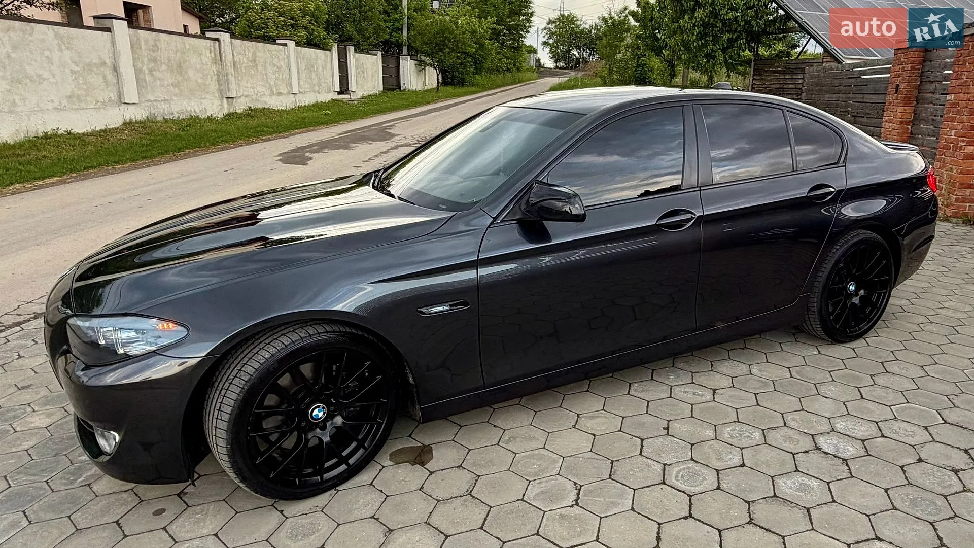 2010 BMW 5er - мініатюра 8