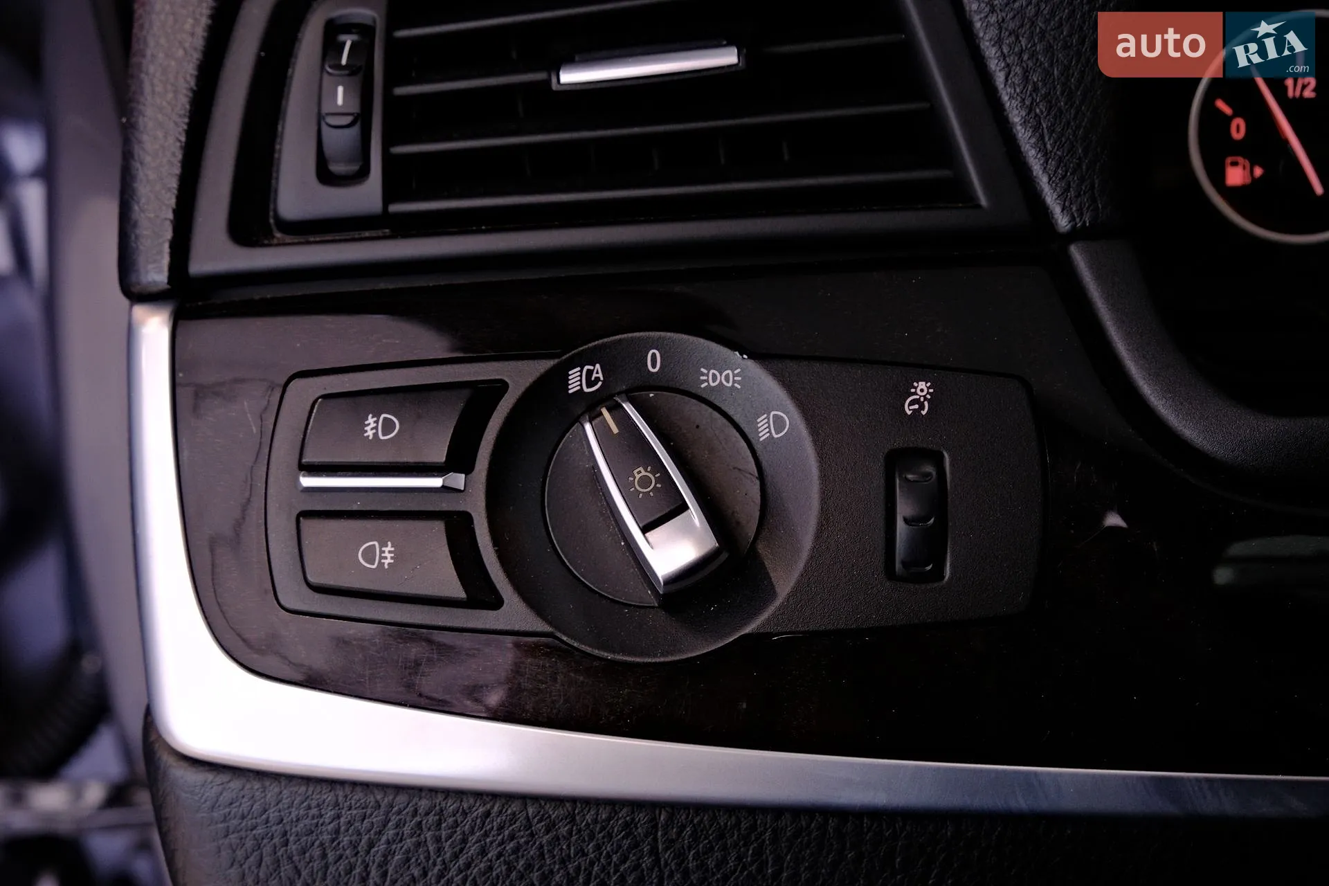 2014 BMW 5er - мініатюра 23