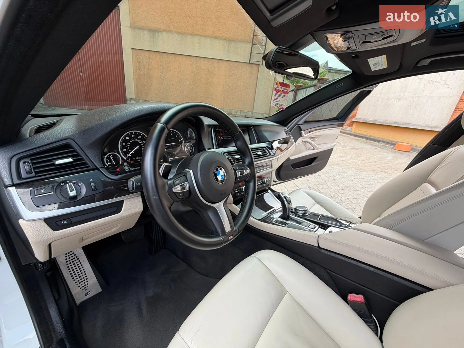 2016 BMW 5er - мініатюра 16