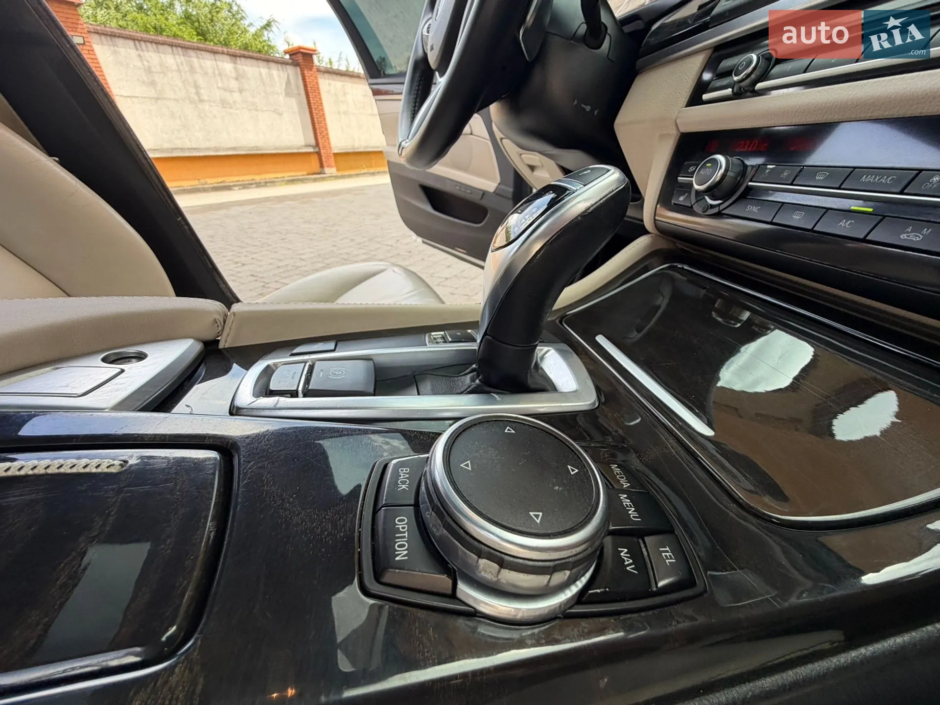 2016 BMW 5er - мініатюра 32