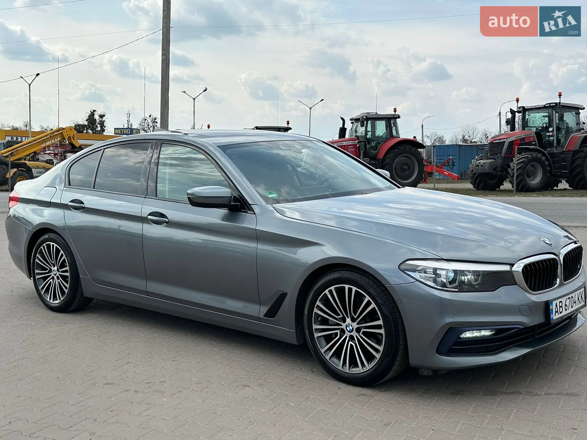 2019 BMW 5er - фото 1