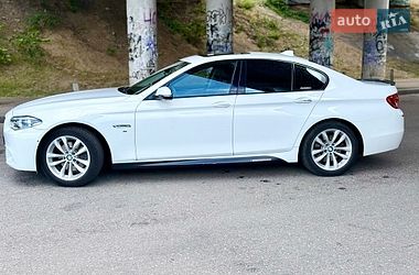 Седан BMW 5 Series 2015 в Одессе