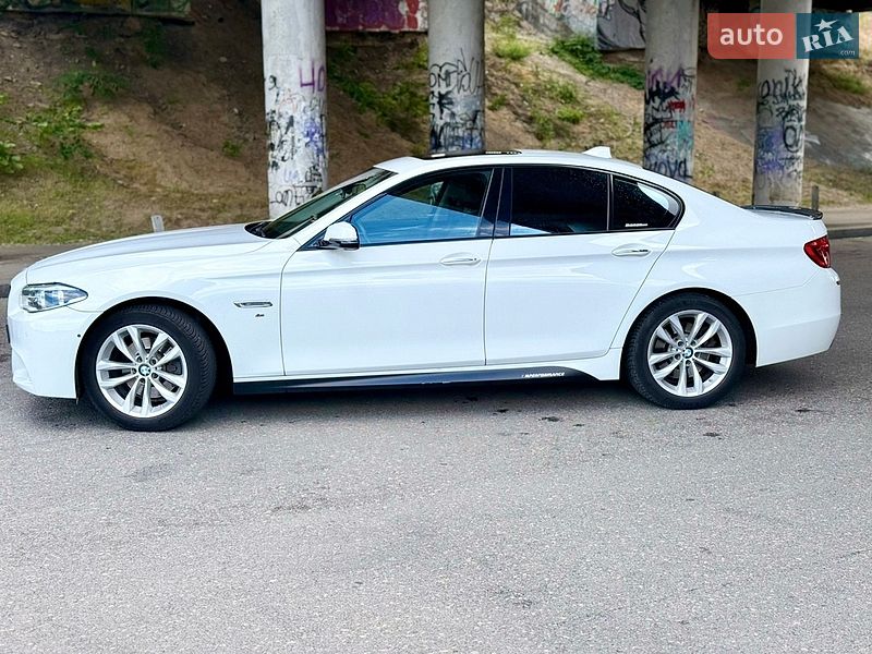 Седан BMW 5 Series 2015 в Одессе