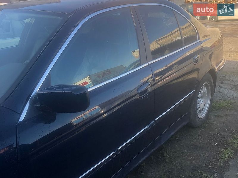 BMW 5 Series 2000