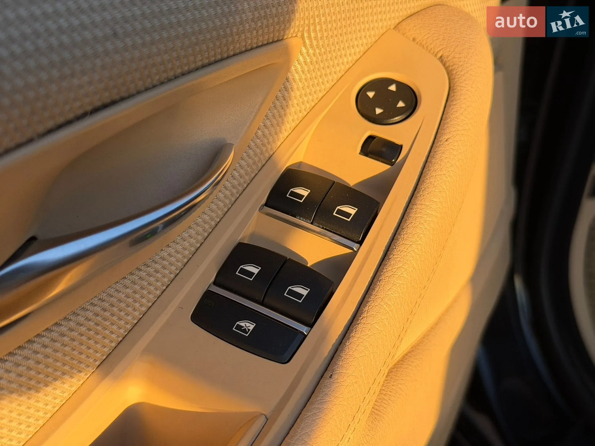 2011 BMW 5er - мініатюра 21