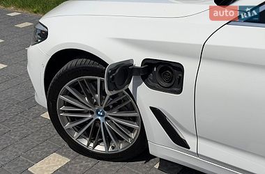 Седан BMW 5 Series 2018 в Ужгороде