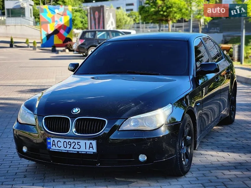 BMW 5 Series 2004 VIN WBANA31040B912716 фото оголошення 2 з 61
