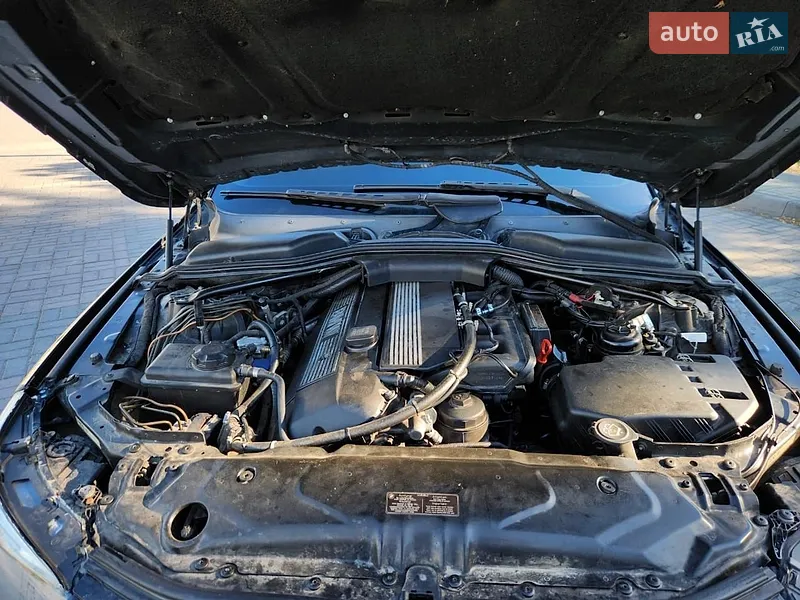 BMW 5 Series 2004 VIN WBANA31040B912716 фото оголошення 32 з 61