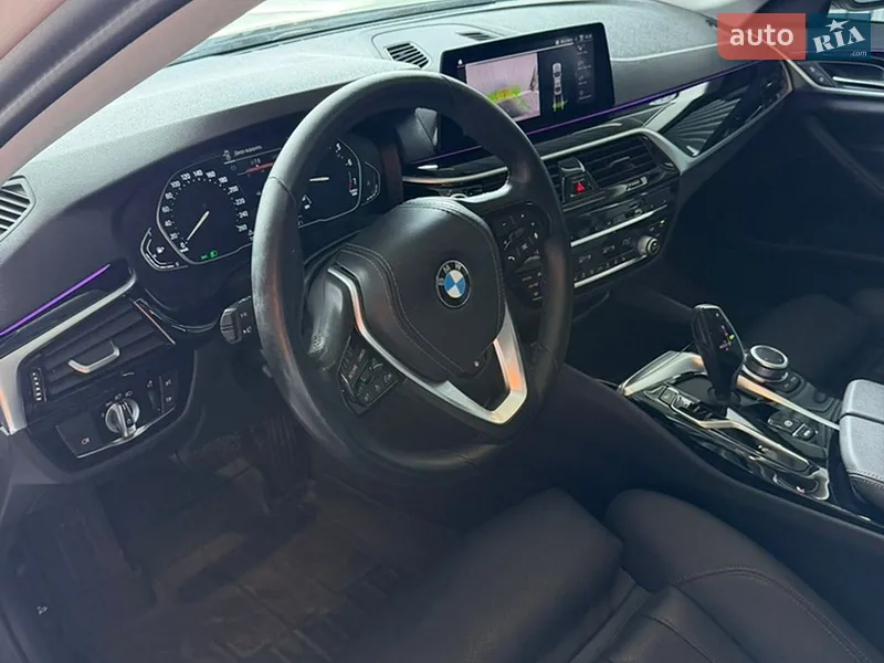 BMW 5 Series 2020 VIN WBA71AG050WX01750 фото оголошення 10 з 50
