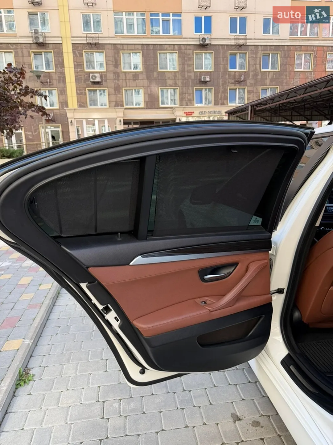 2011 BMW 5er - мініатюра 9