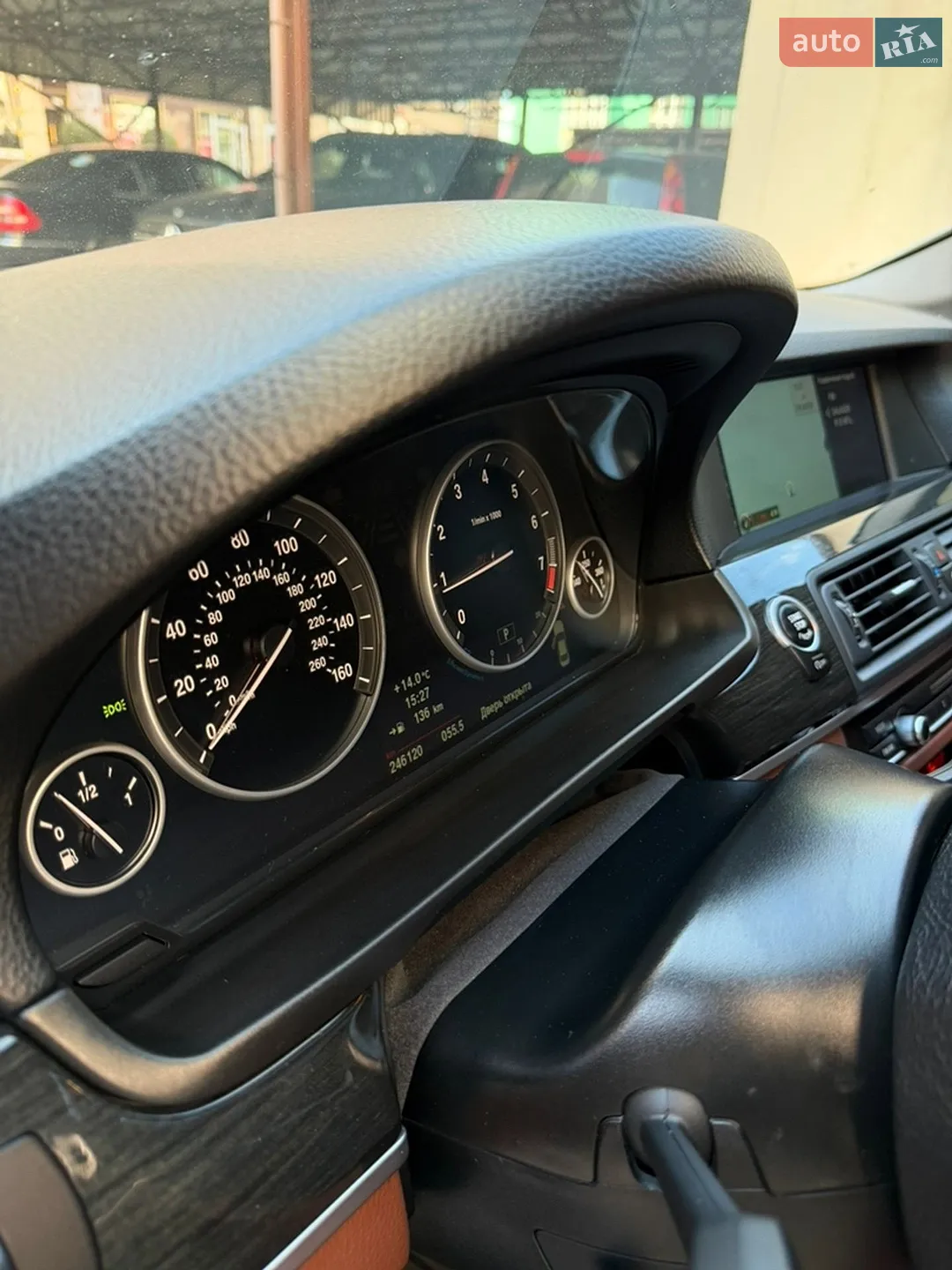 2011 BMW 5er - мініатюра 11