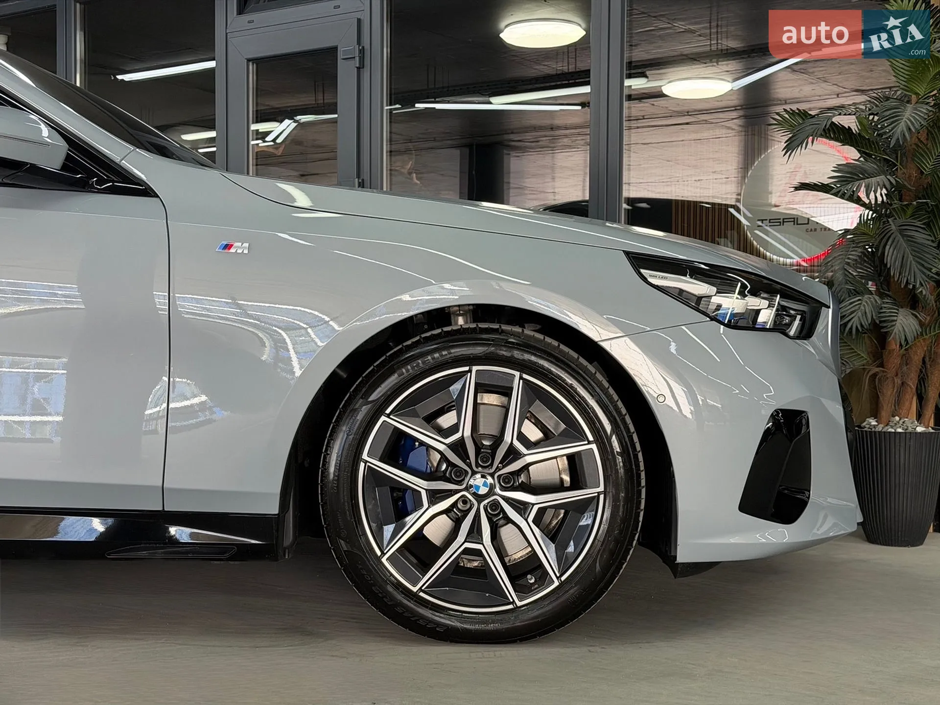 2023 BMW 5er - мініатюра 5