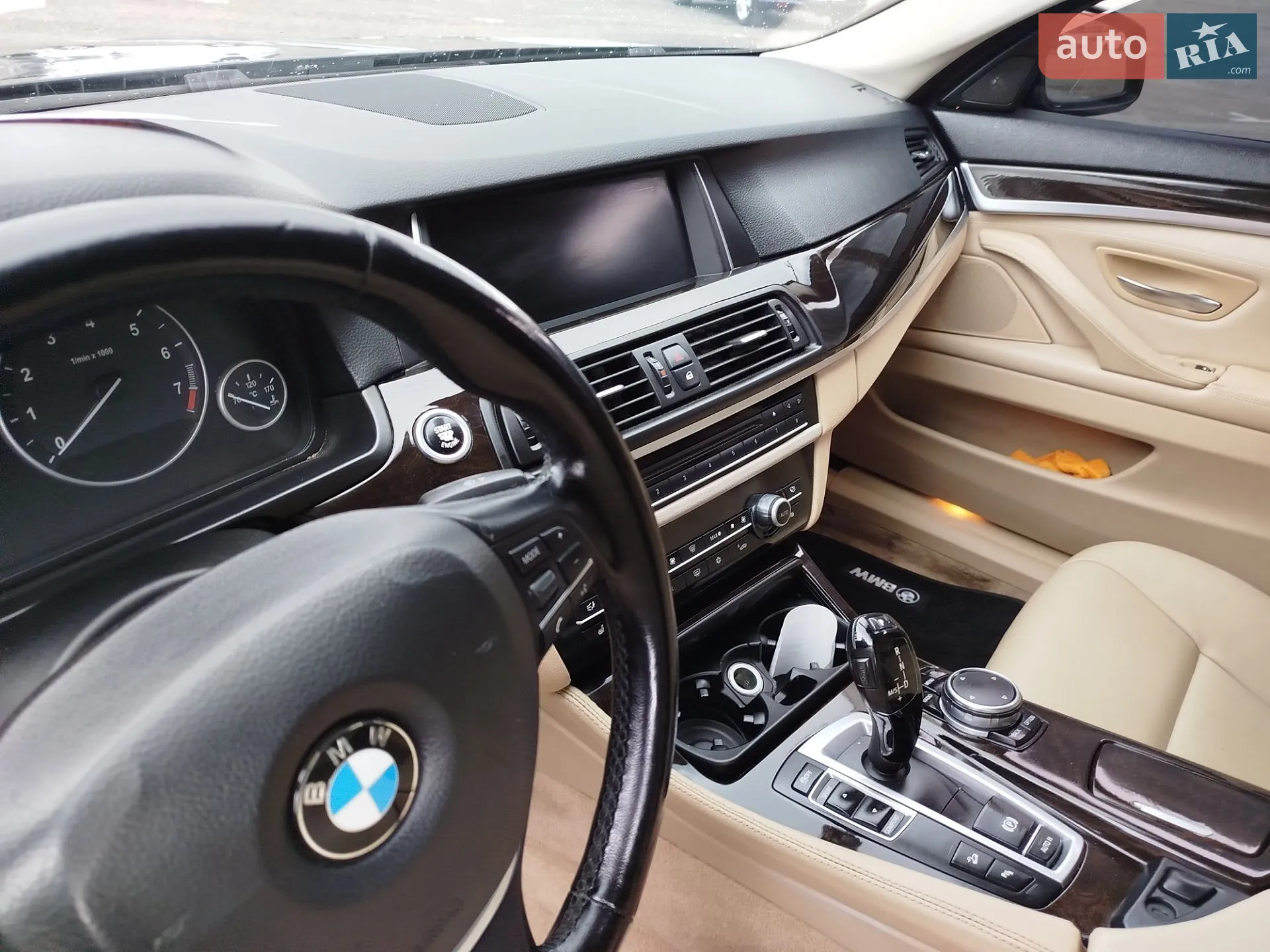 2010 BMW 5er - мініатюра 16