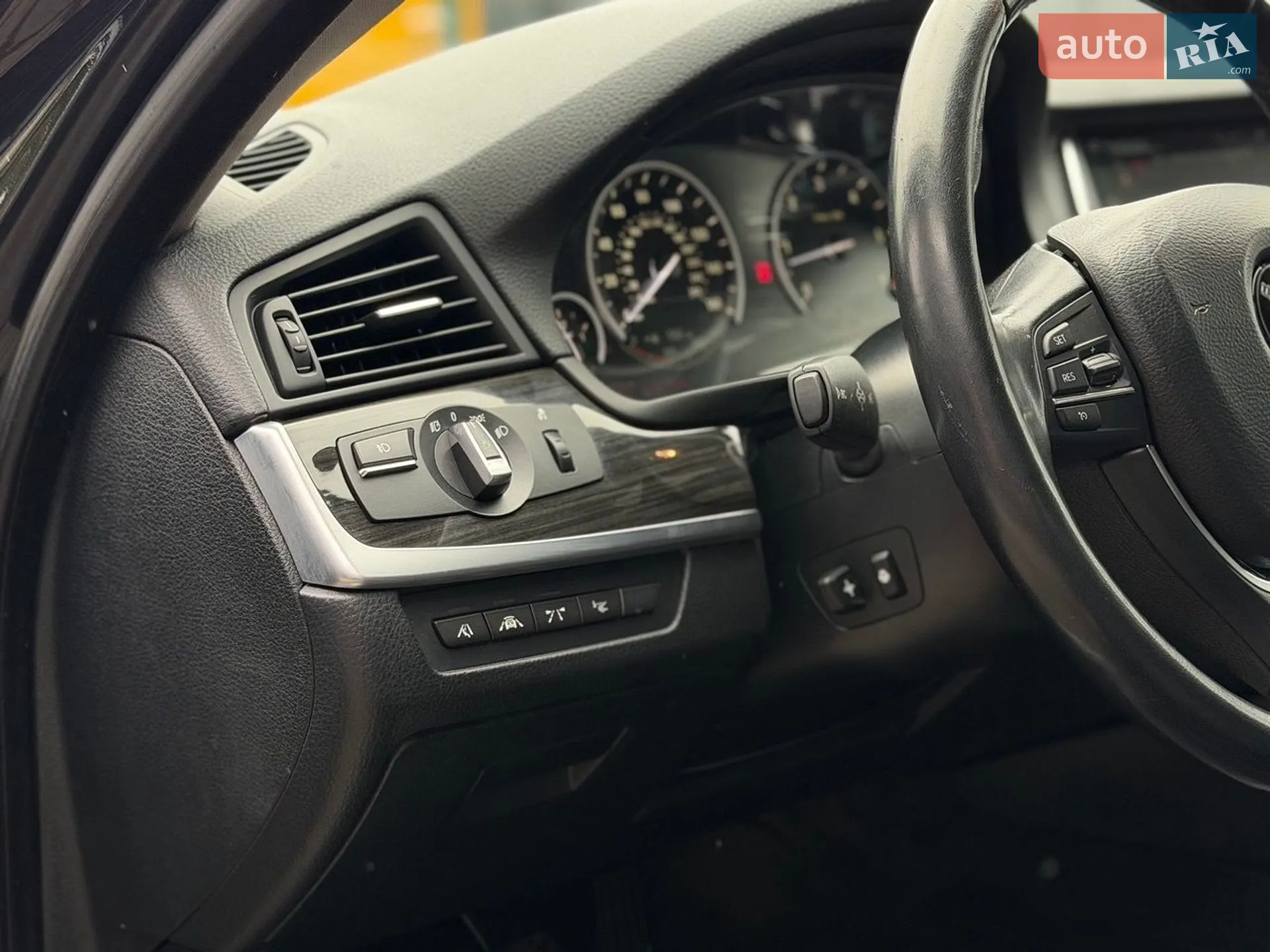 2014 BMW 5er - мініатюра 21