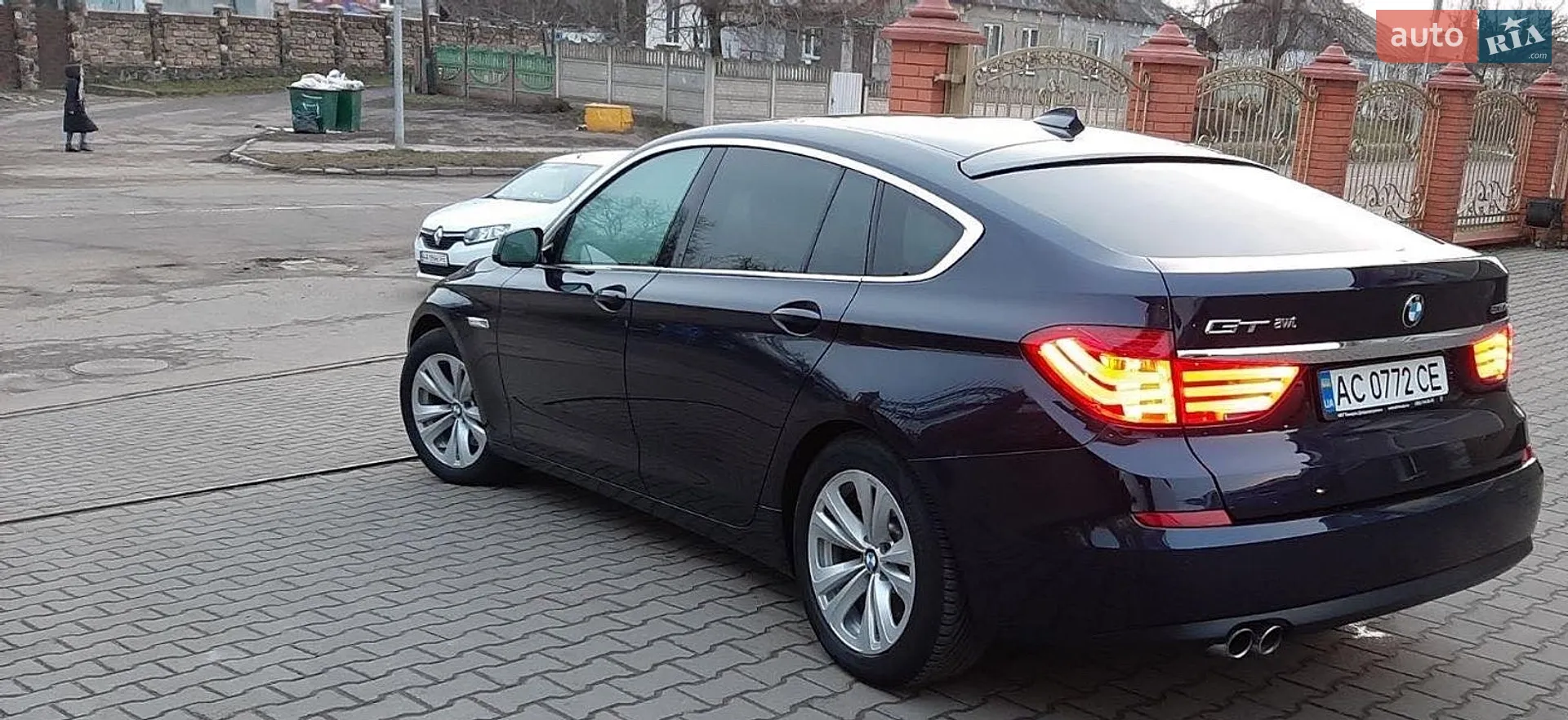 2010 BMW 5er - мініатюра 2