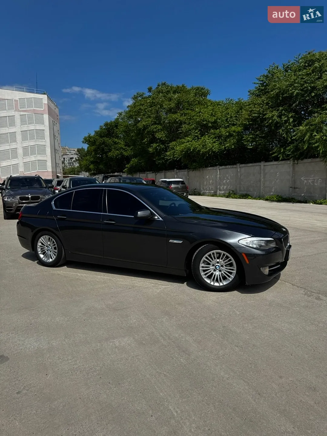 2010 BMW 5er - мініатюра 2