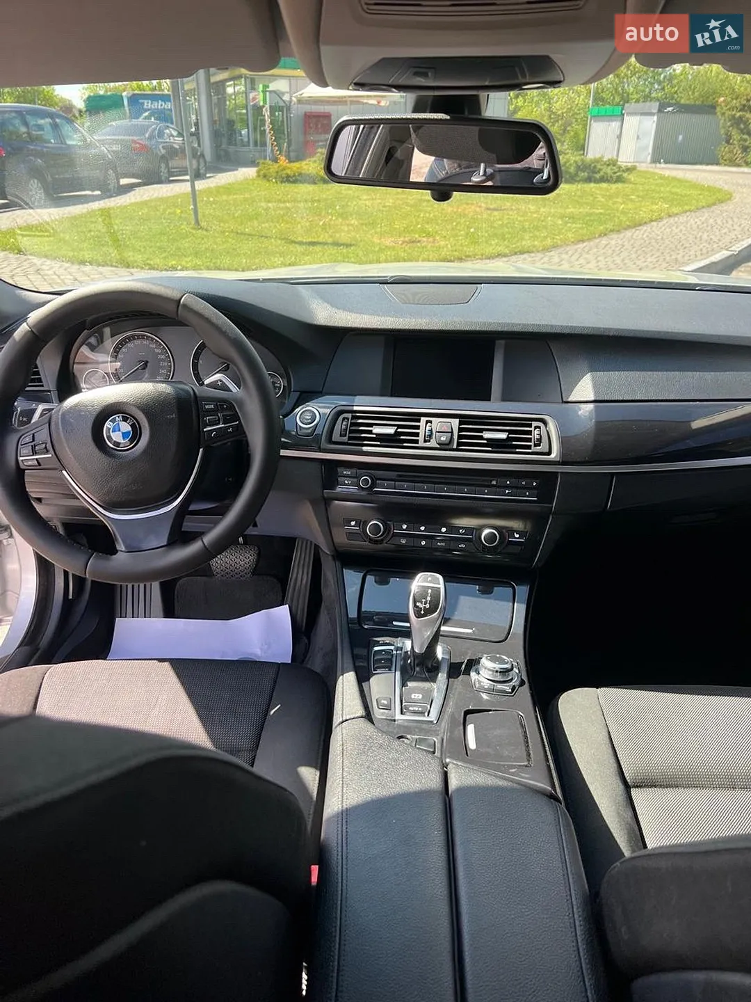 2010 BMW 5er - мініатюра 9