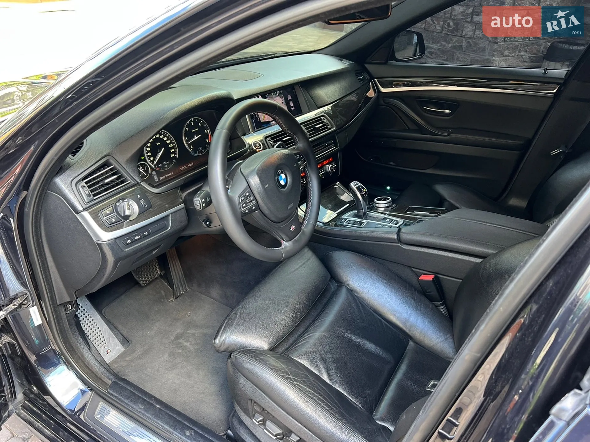 2012 BMW 5er - мініатюра 22