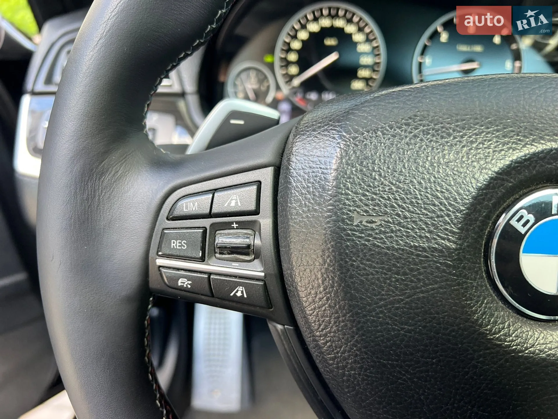 2012 BMW 5er - мініатюра 34