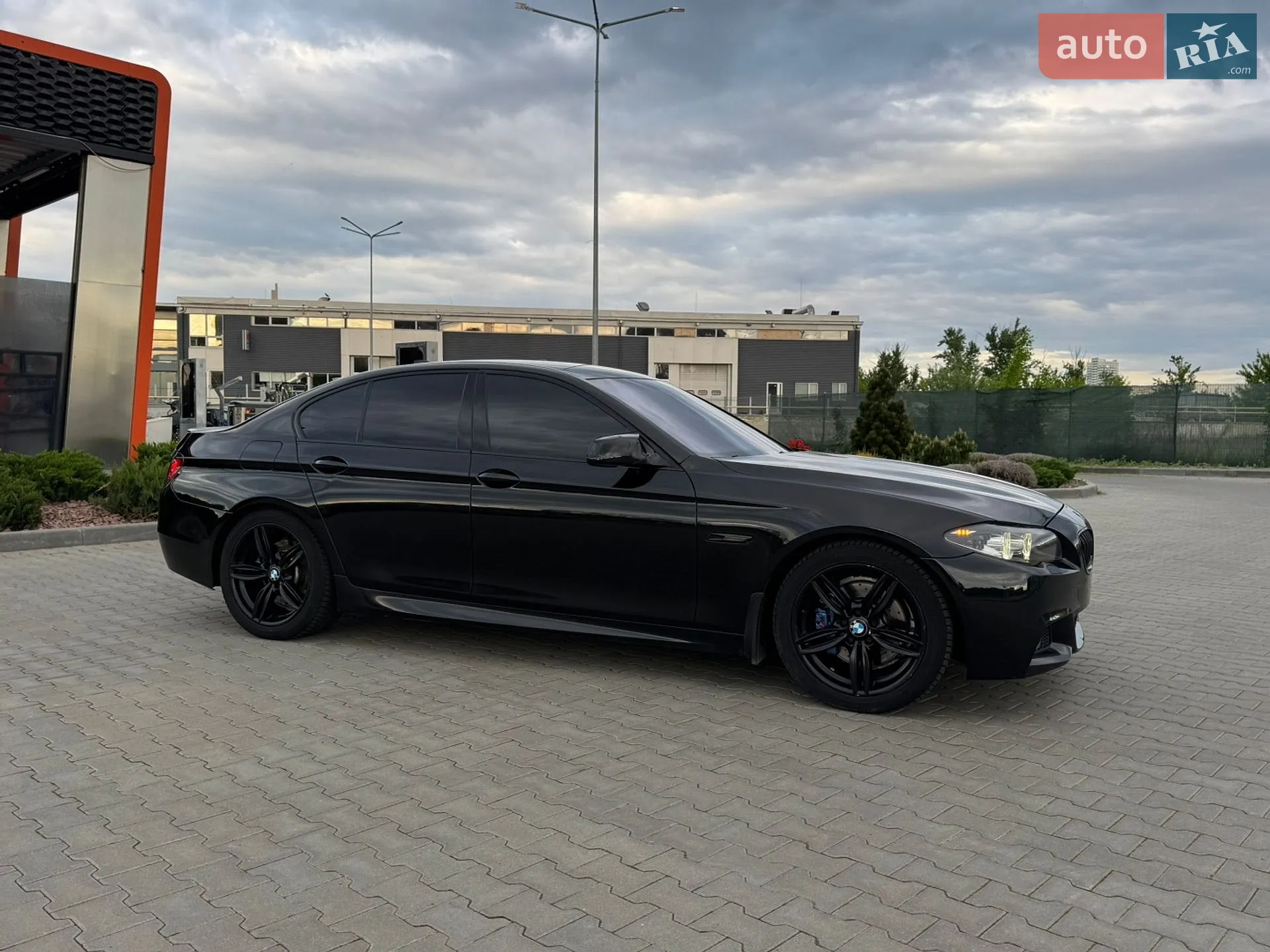 2011 BMW 5er - мініатюра 8