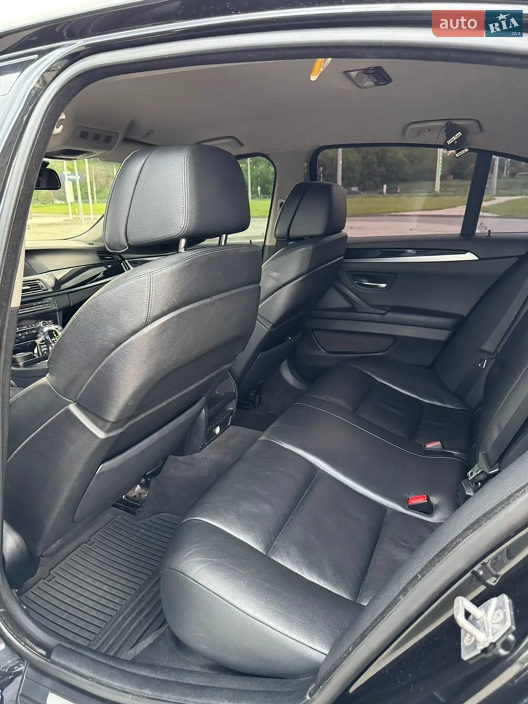 2011 BMW 5er - мініатюра 19
