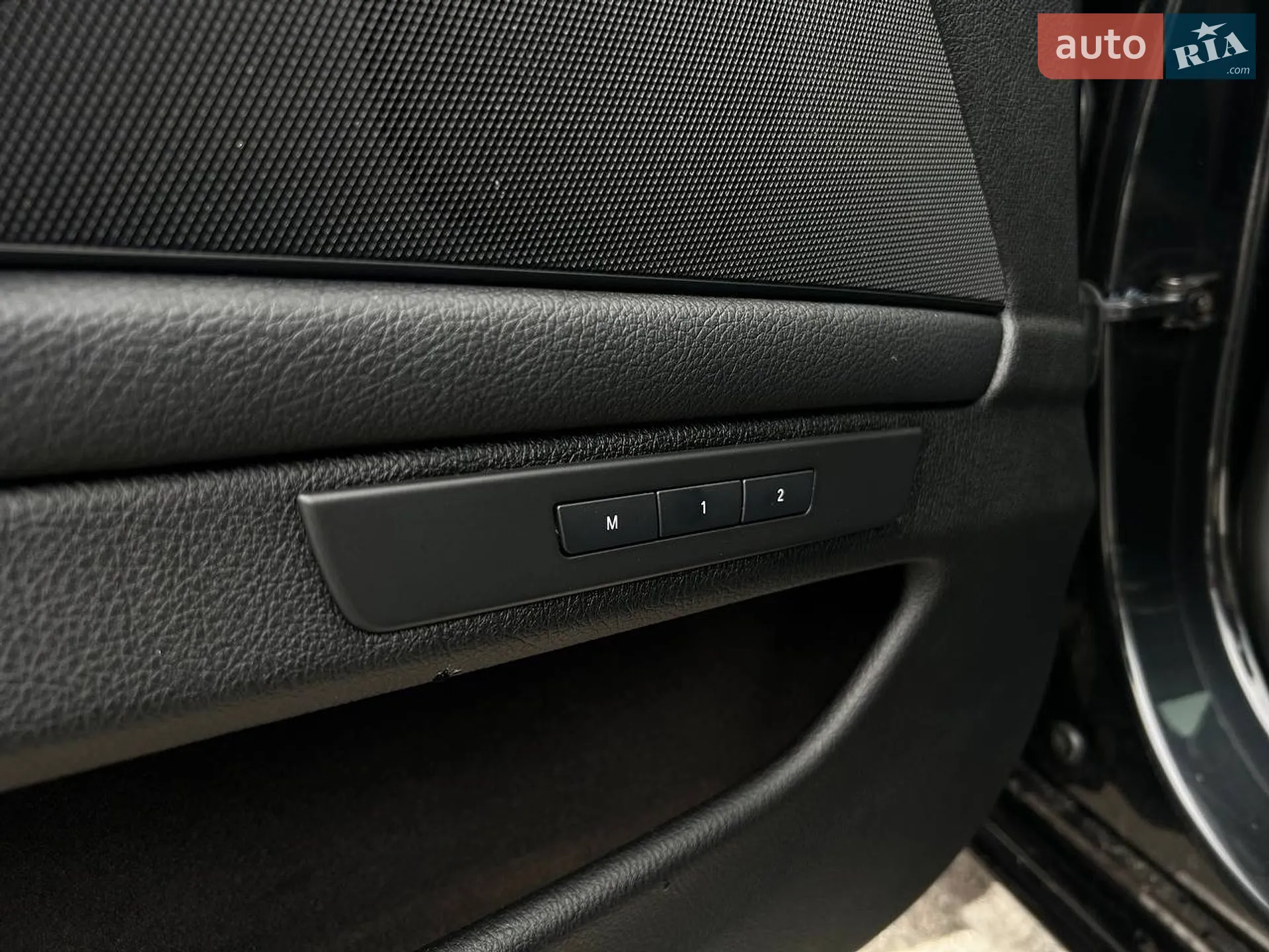 2012 BMW 5er - мініатюра 17