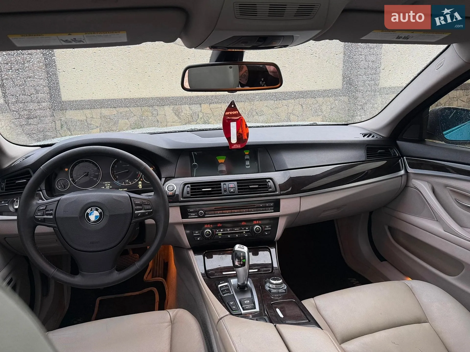 2011 BMW 5er - мініатюра 8