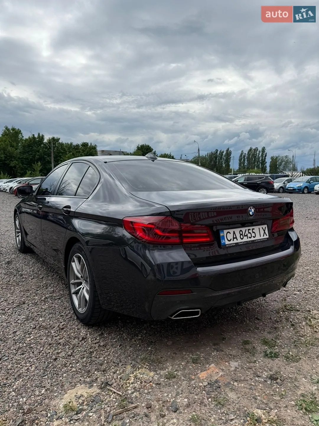 BMW 5 Series 2019 VIN WBAJF31020WW37386 фото оголошення 7 з 19
