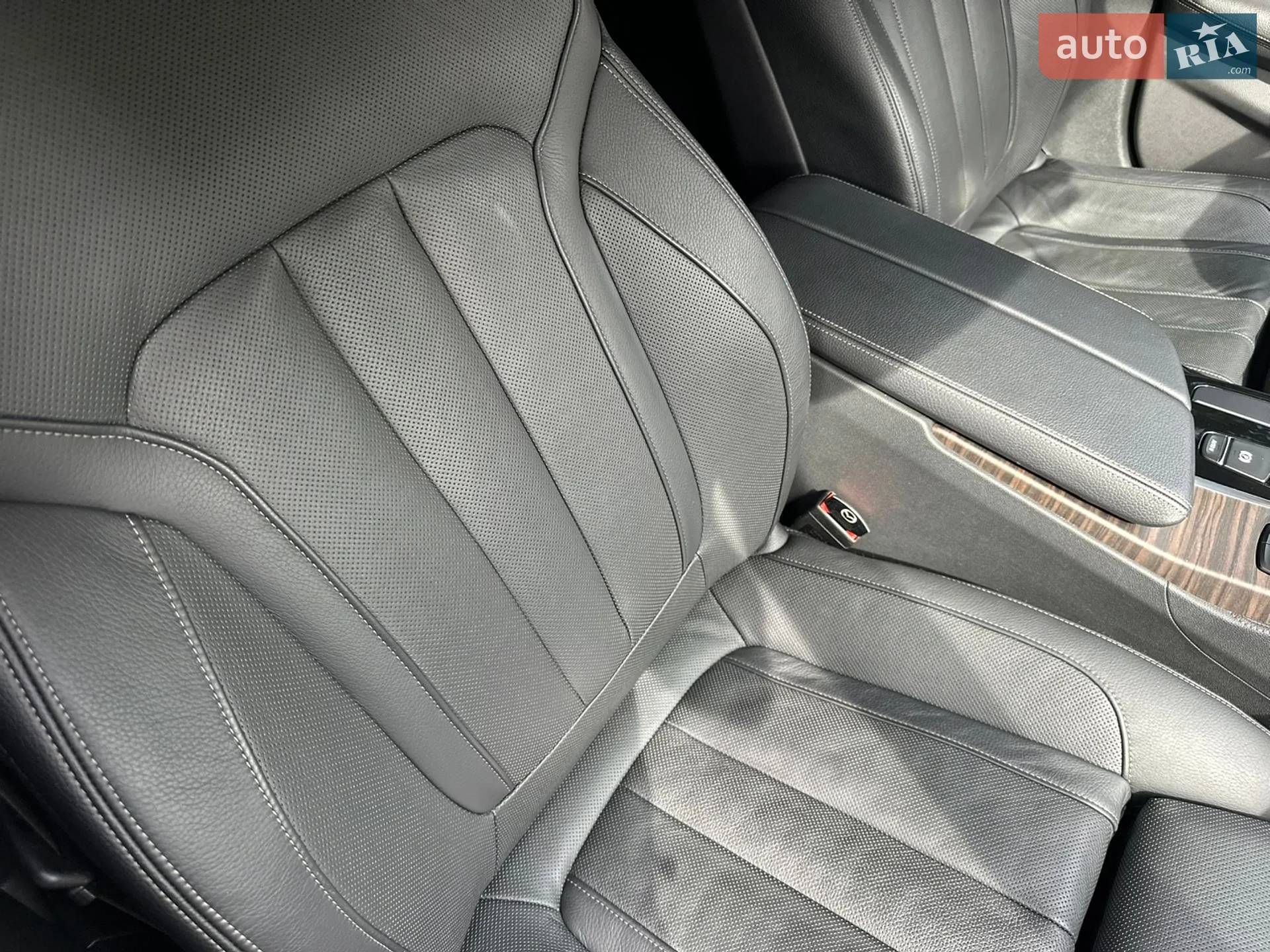 2018 BMW 5er - мініатюра 187
