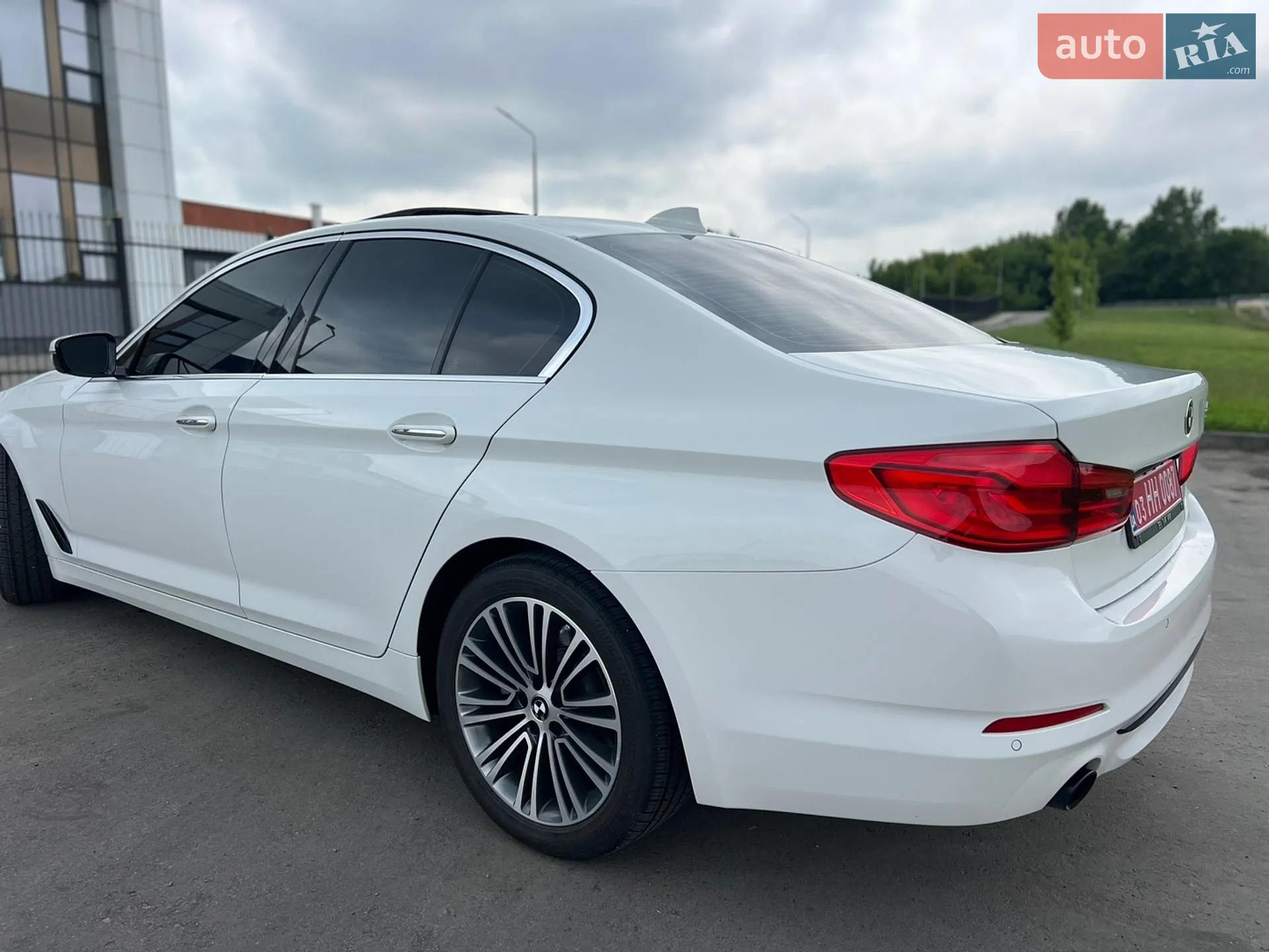 2017 BMW 5er - мініатюра 9