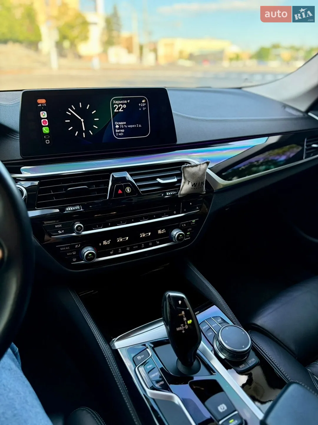 2017 BMW 5er - мініатюра 18